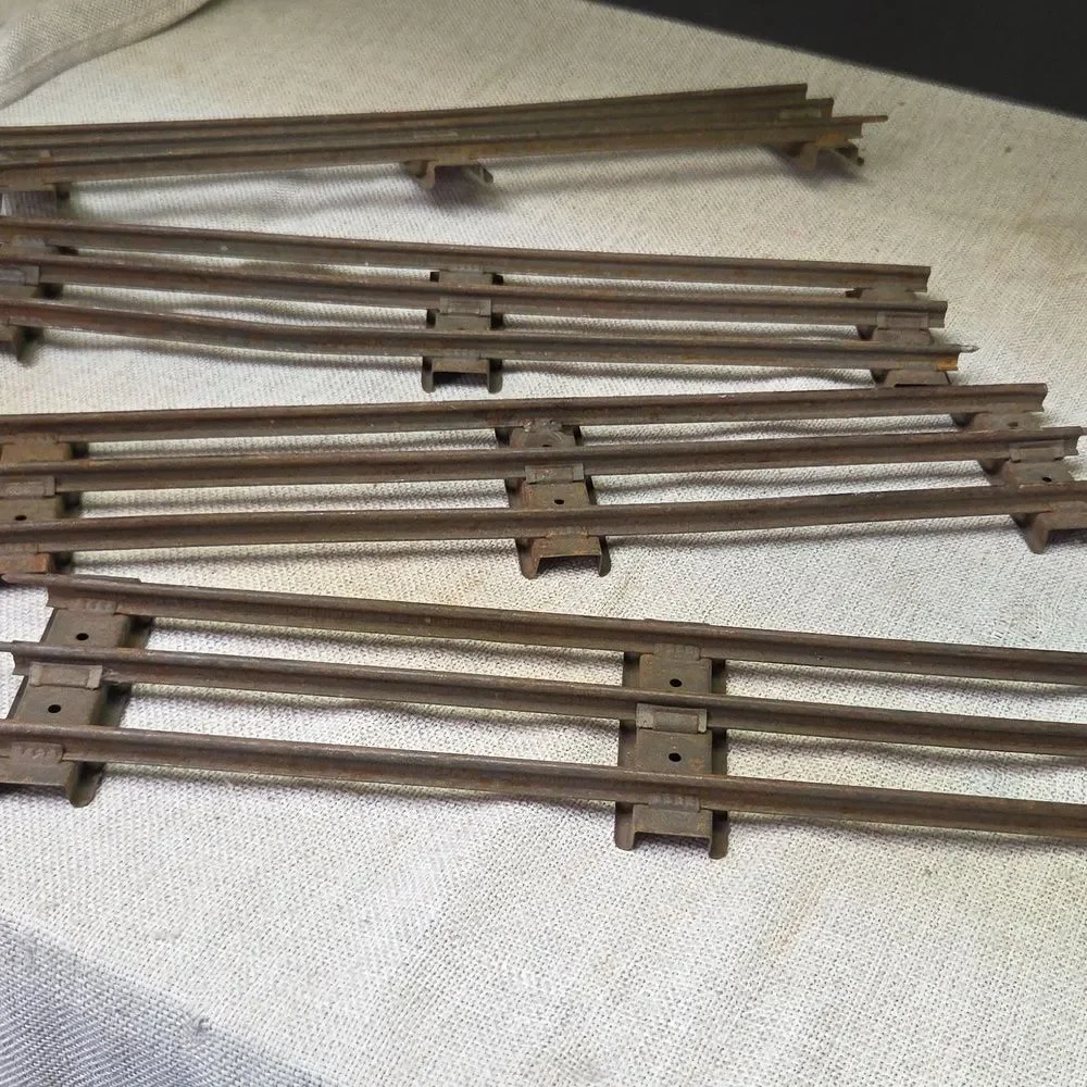 Vintage Lionel NY O Gauge 14 Pieces Curve Track 4 Straight